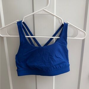 Lululemonn Energy Bra. Size 4. Jet Stream color